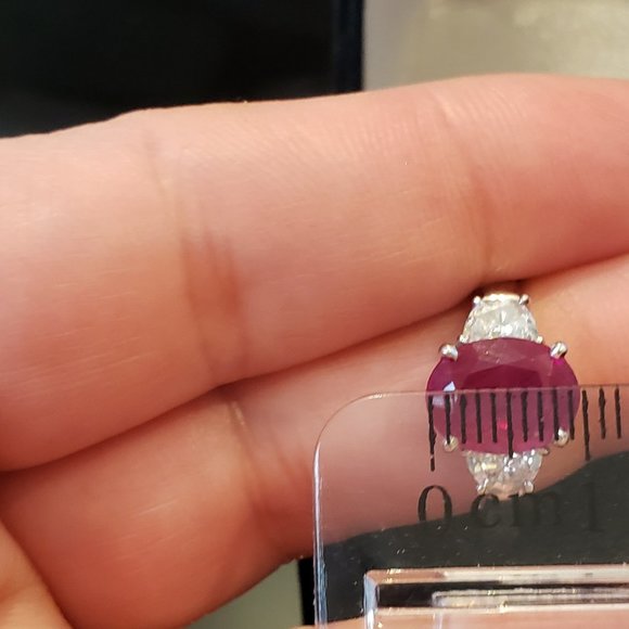 GIA certified Ruby and Diamond Ring - Picture 9 of 12